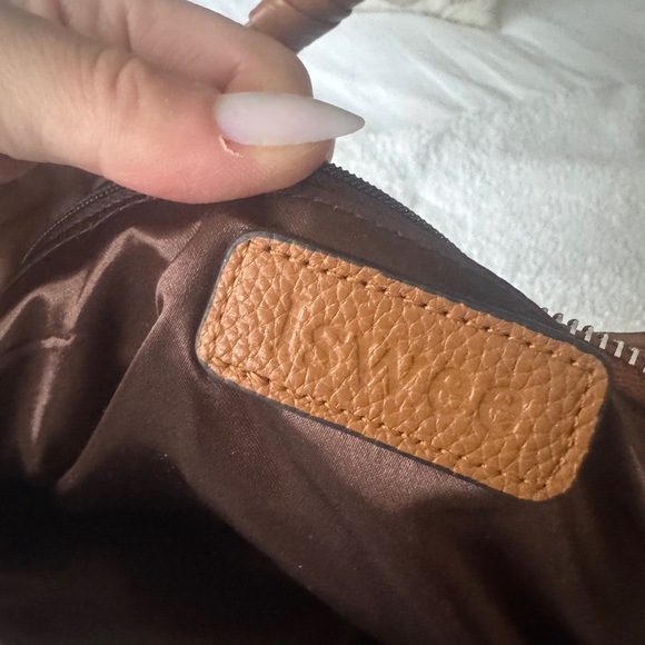 Pebbled Leather Shoulder Bag/Satchel. Warm brown color.Removable strap
Like new - Picture 9 of 11